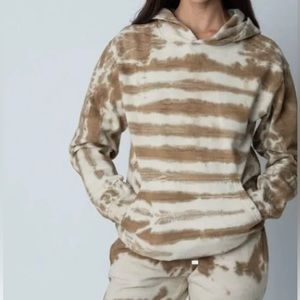 Talentless Tiger wash hoodie